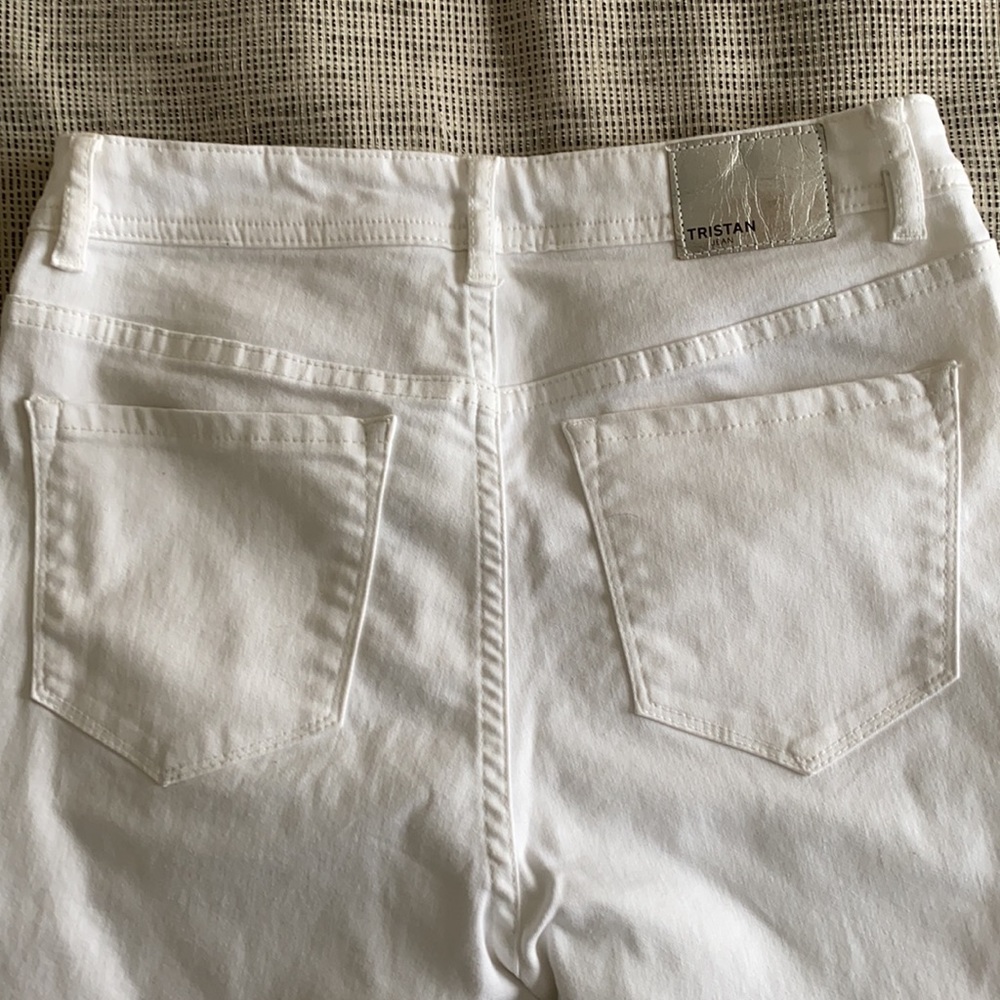 White pants - Picture 3 of 6